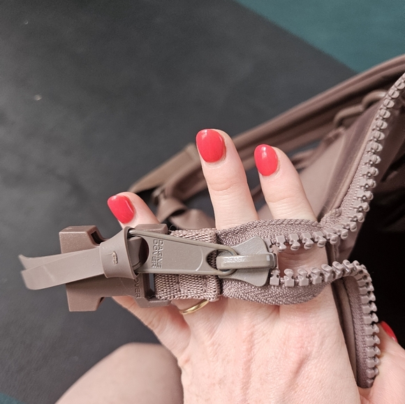 Dagne Dover Indi Diaper Bag Sz Large in Dune - Picture 5 of 7